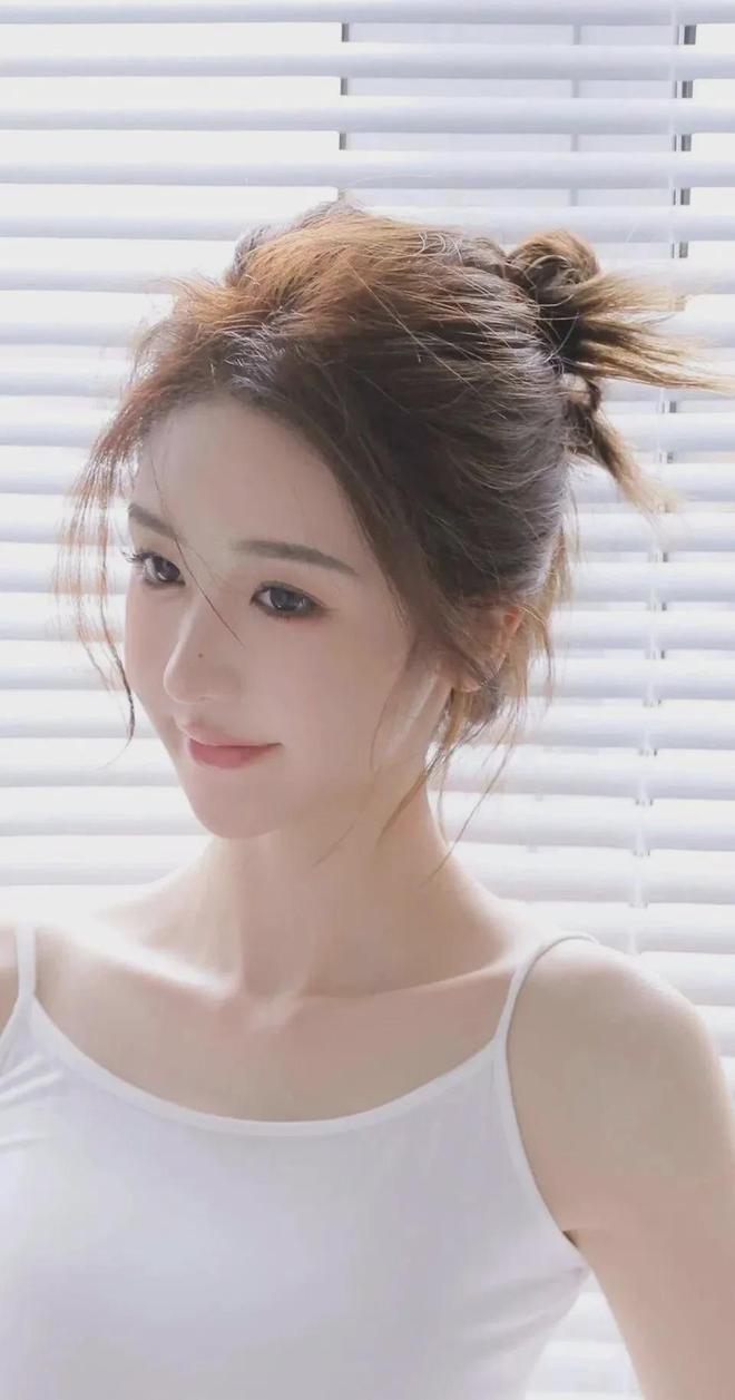 借种被公日日躁春节版V91AG真人借种被公日日躁 -(图1)